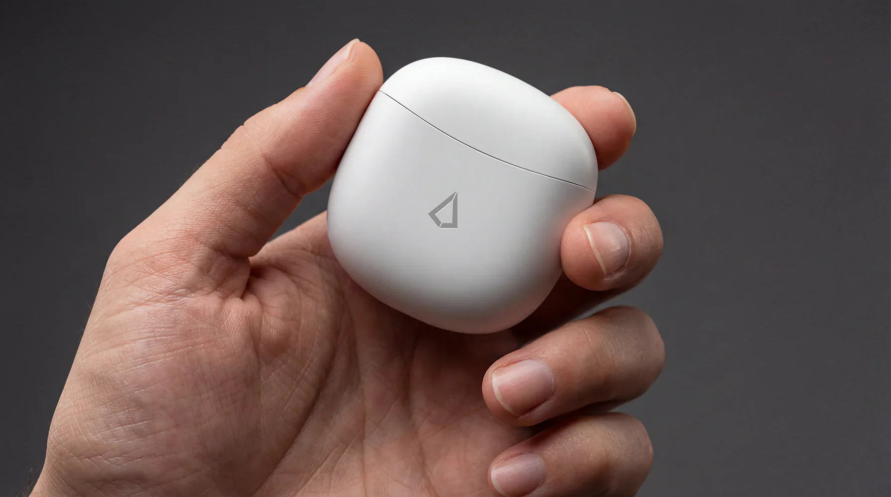 Headphones & Earbuds