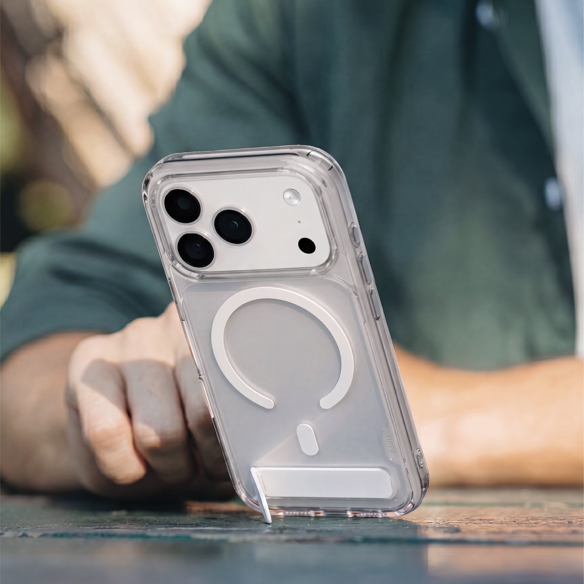iPhone 18 Pro / 17 Pro GlideStand Case